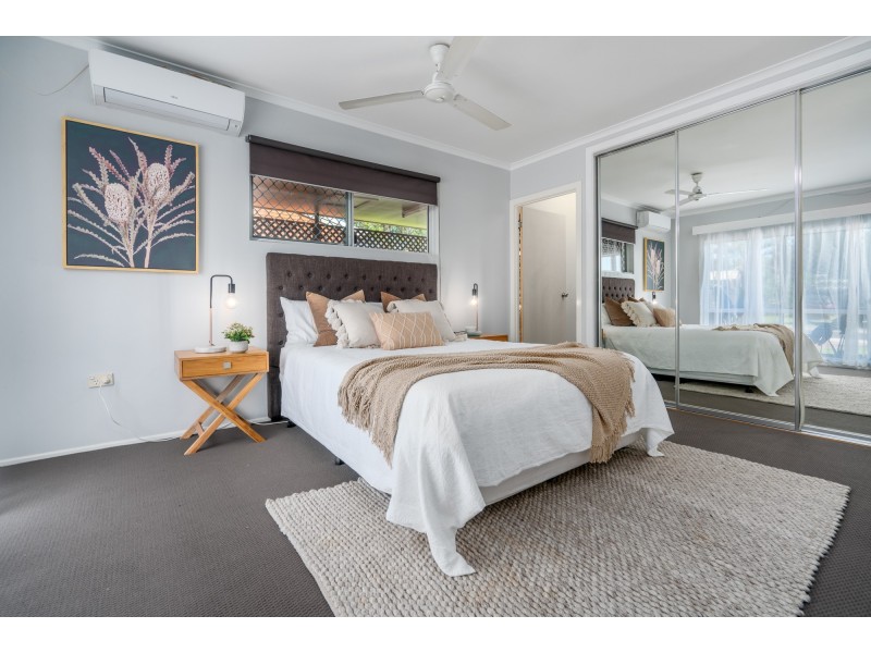 10 Malibu Close, White Rock QLD 4868