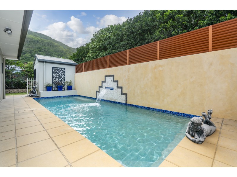 47 Elphinstone Street, Kanimbla QLD 4870