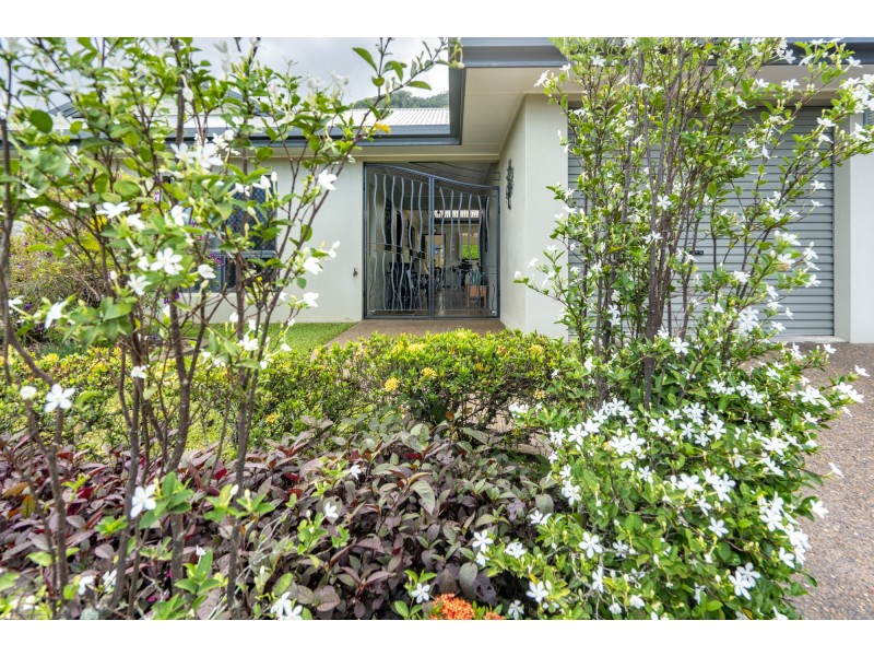47 Elphinstone Street, Kanimbla QLD 4870
