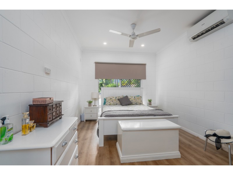 2/20 Oyster Court, Trinity Beach QLD 4879