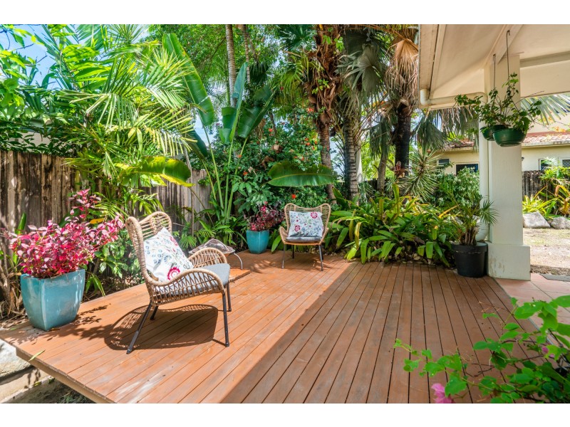 2/20 Oyster Court, Trinity Beach QLD 4879