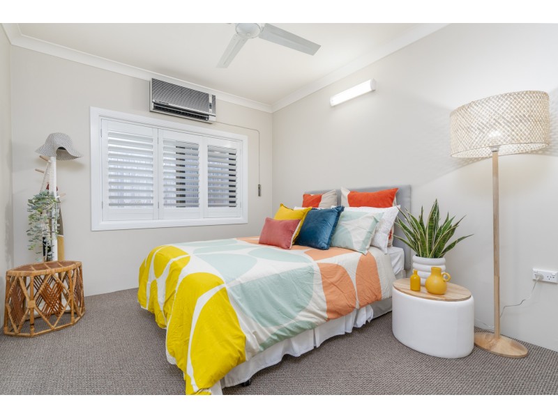 23 Hadrian Avenue, Mooroobool QLD 4870