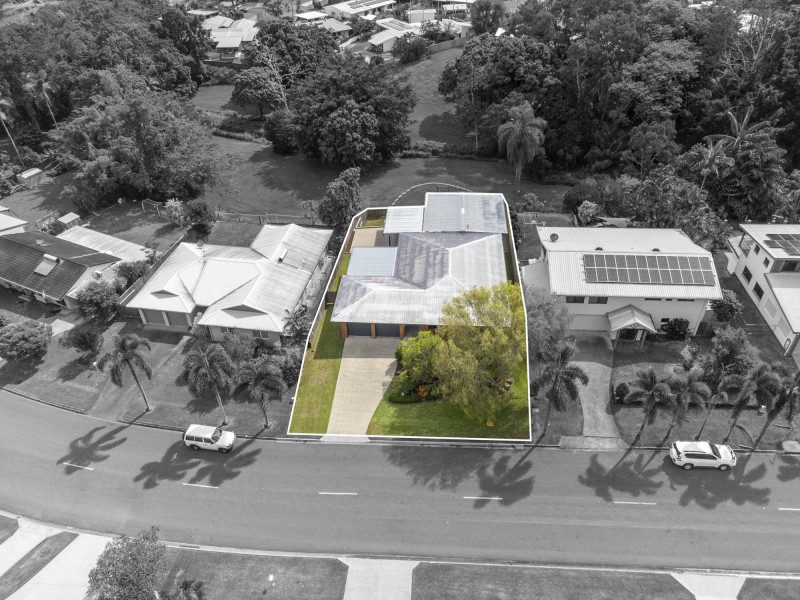 23 Hadrian Avenue, Mooroobool QLD 4870