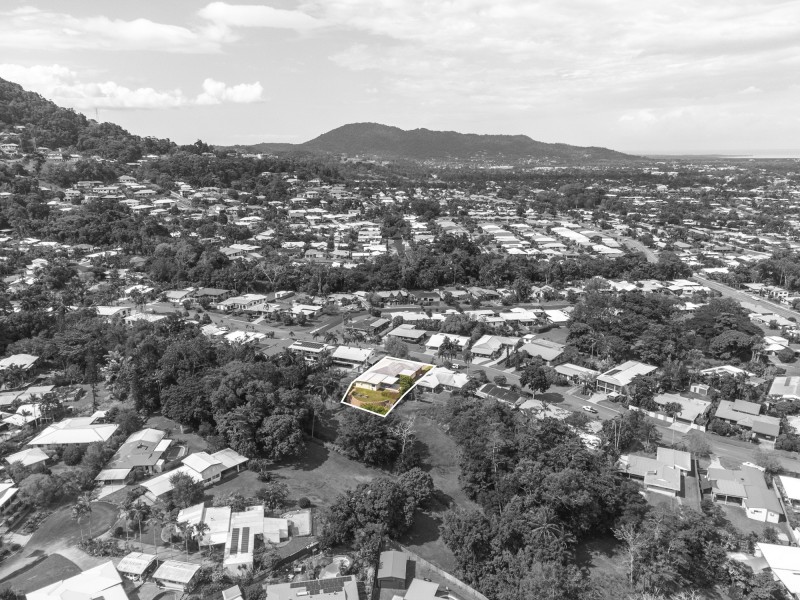 23 Hadrian Avenue, Mooroobool QLD 4870