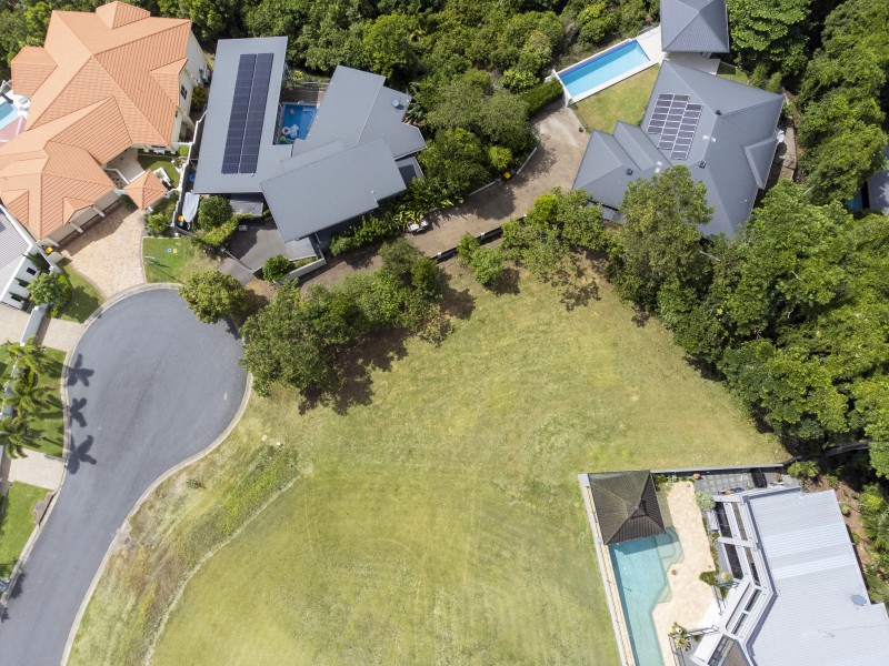 80 Summerhill Drive, Mooroobool QLD 4870