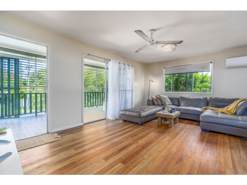 37 Kiernan Street, Manunda QLD 4870