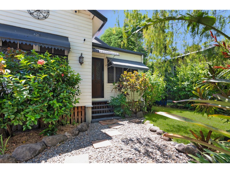 9 Edgar Street, Bungalow QLD 4870