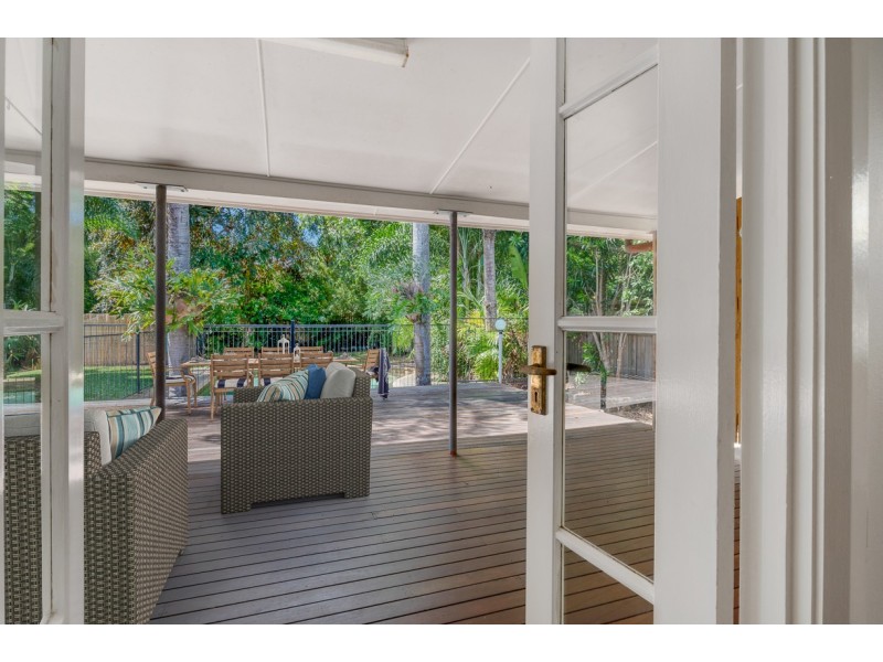 63 Upper Perkins Street, Manoora QLD 4870