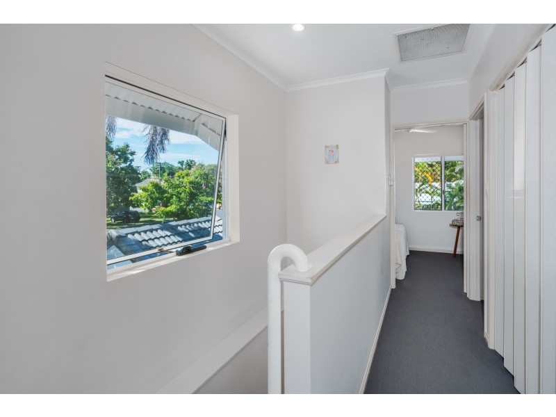 26/34-40 Lily Street, Cairns North QLD 4870