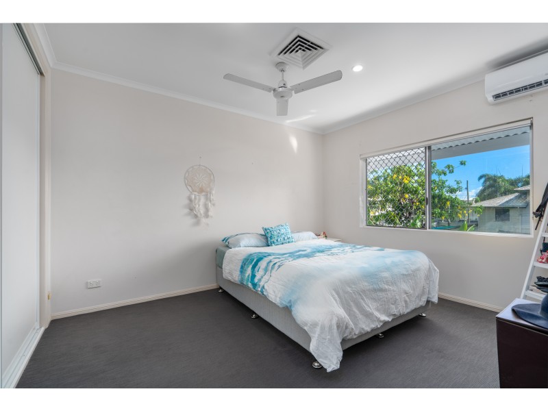 26/34-40 Lily Street, Cairns North QLD 4870