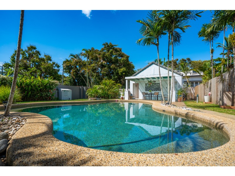 26/34-40 Lily Street, Cairns North QLD 4870