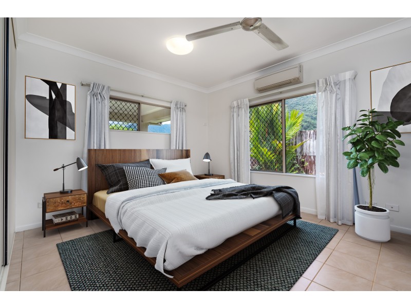8 Willie Ming Close, Redlynch QLD 4870