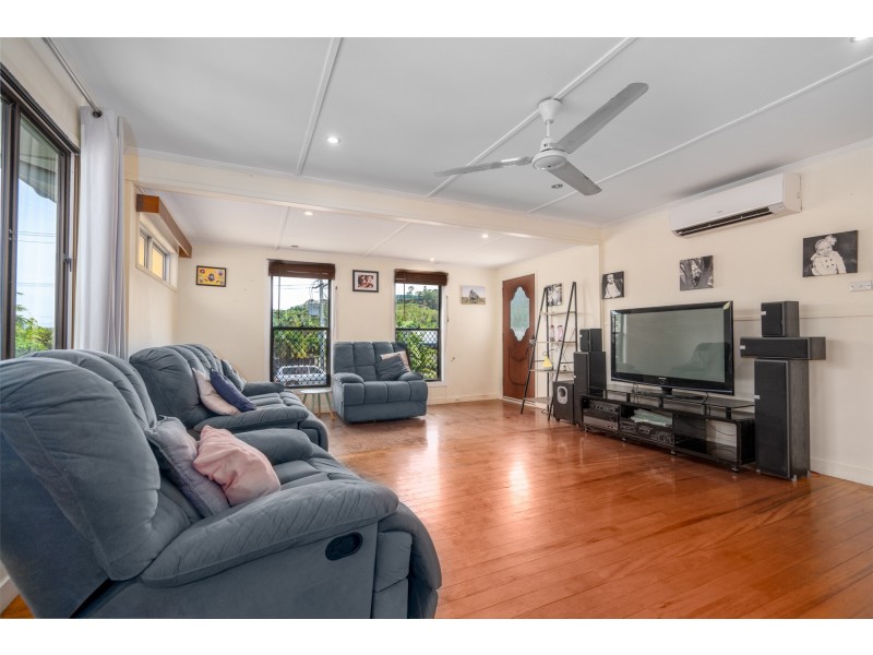 16 Henley Street, Earlville QLD 4870