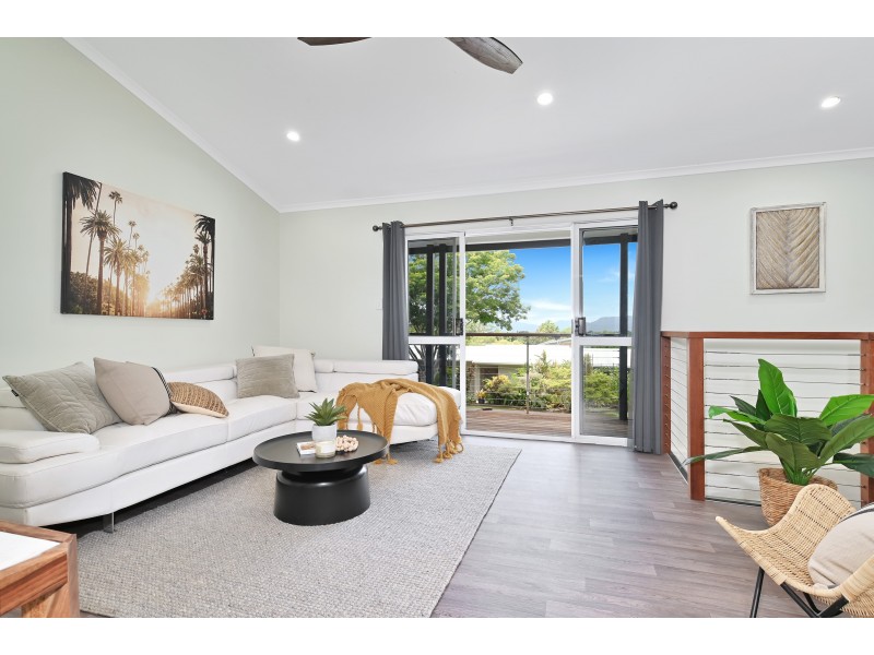 17 Hermes Close, Mooroobool QLD 4870