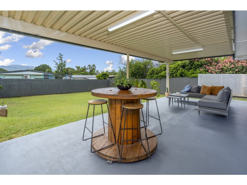 42 Carnation Drive, Mooroobool QLD 4870