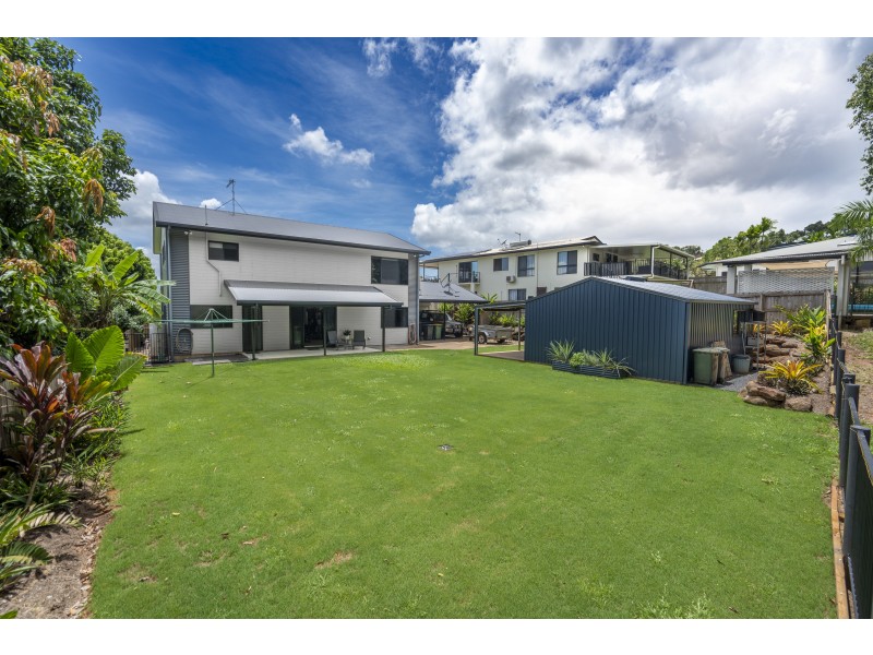 87 Daphne Drive, Redlynch QLD 4870