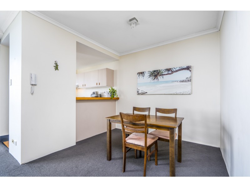 102/219-225 Abbott Street, Cairns North QLD 4870