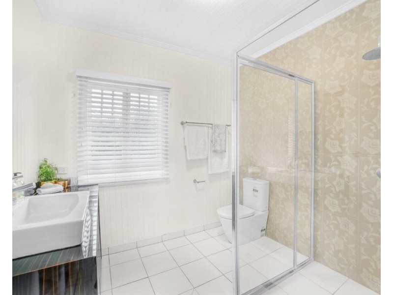 26-28 Smith Street, Cairns North QLD 4870