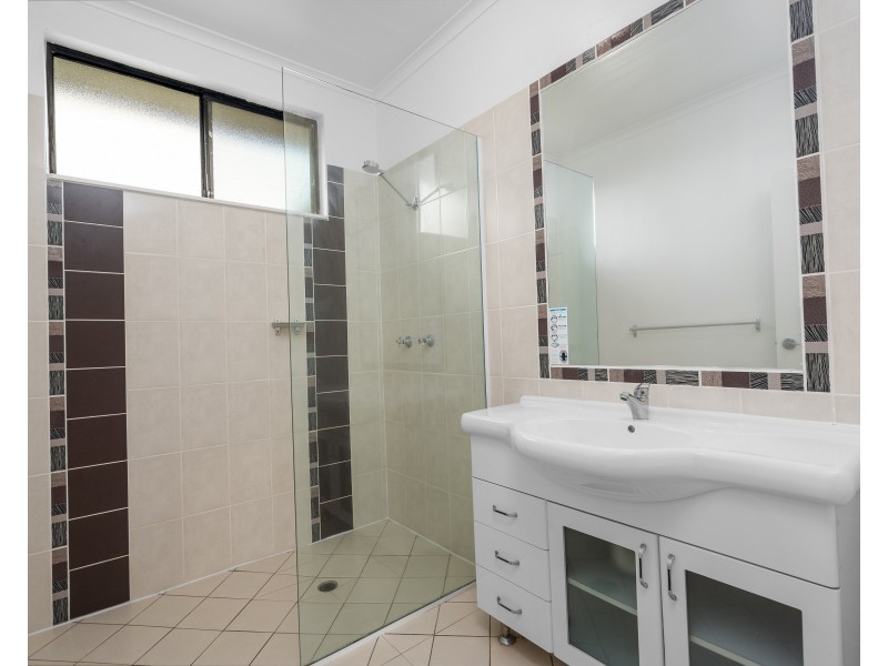 27 Jaye Street, Edge Hill QLD 4870