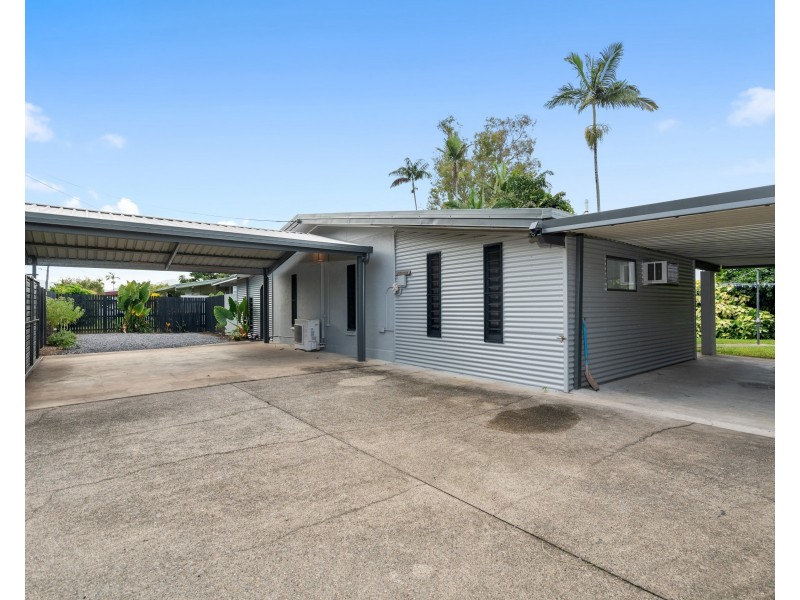 27 Jaye Street, Edge Hill QLD 4870