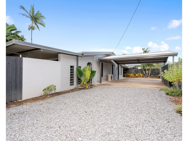 27 Jaye Street, Edge Hill QLD 4870