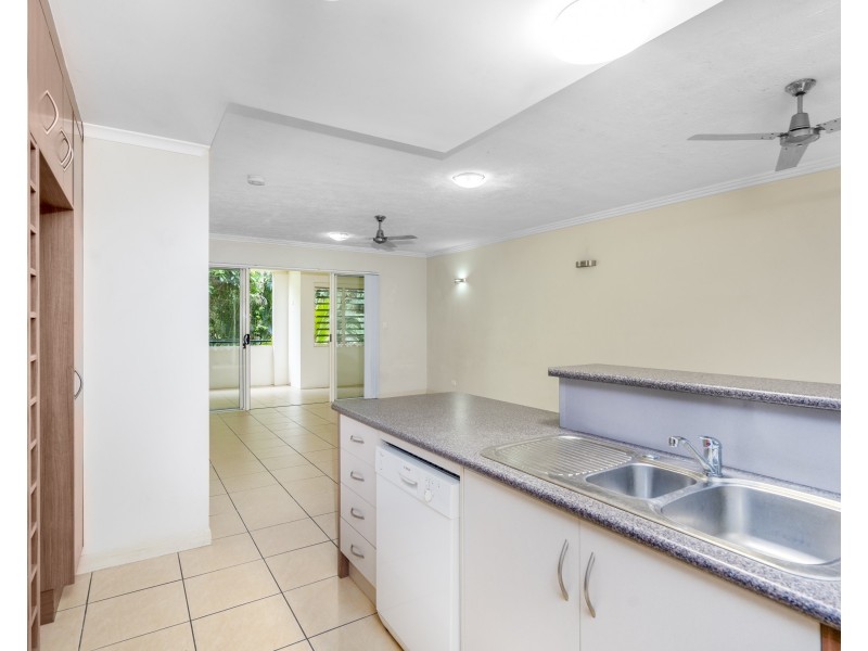 38/1804 Captain Cook Highway, Clifton Beach QLD 4879