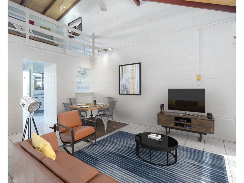 14/108-110 Mayers Street, Manunda QLD 4870