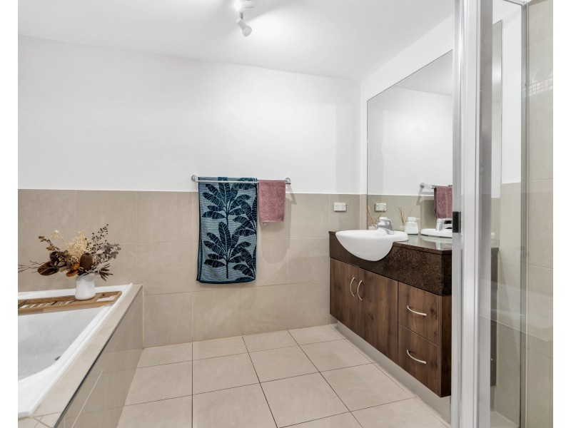 16/110  Digger Street, Cairns North QLD 4870