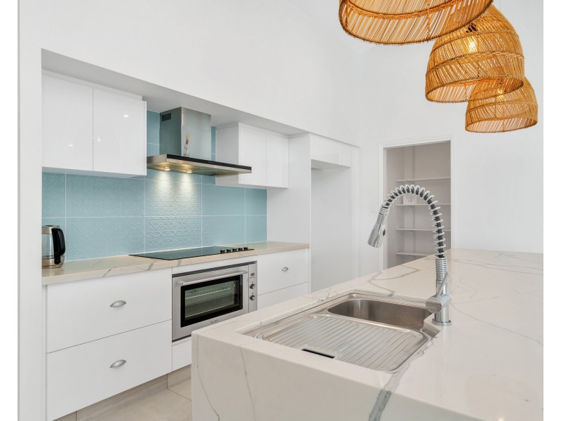 16 Charringa Link, Smithfield QLD 4878