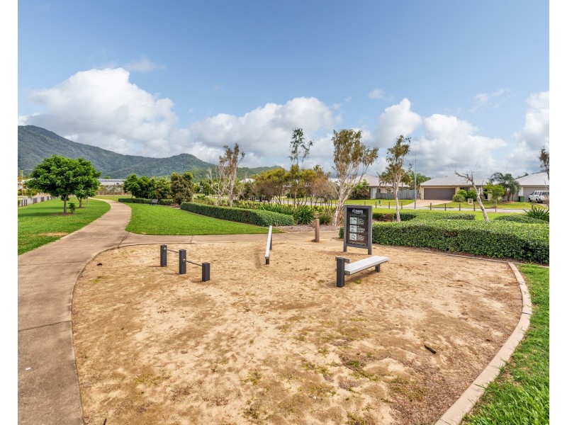 16 Charringa Link, Smithfield QLD 4878