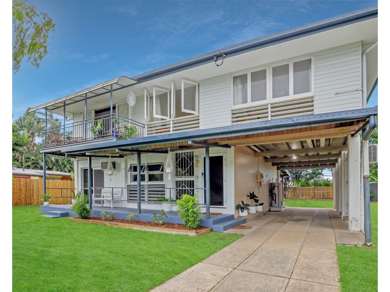 24 Cominos Place, Manunda QLD 4870