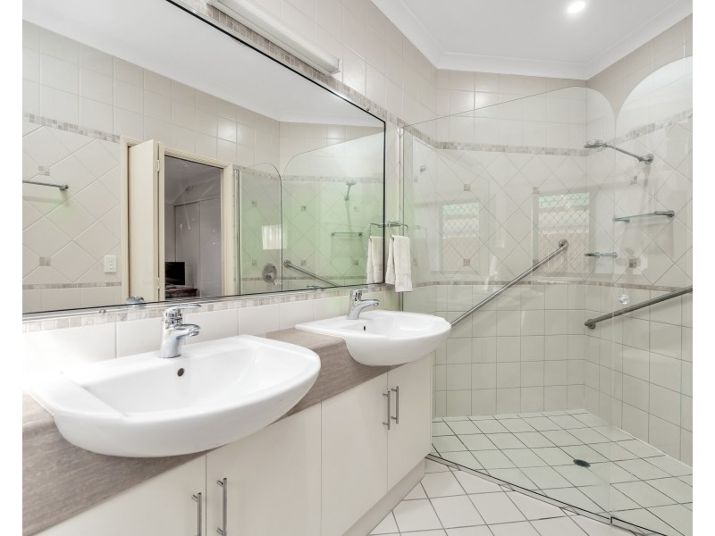 32-34 Arkendeith Drive, Edmonton QLD 4869