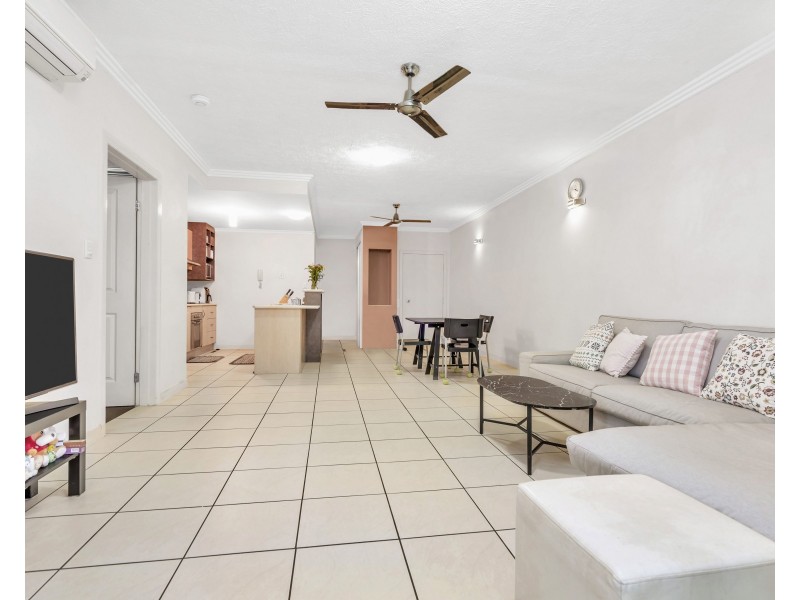 15/1804 Captain Cook Highway, Clifton Beach QLD 4879
