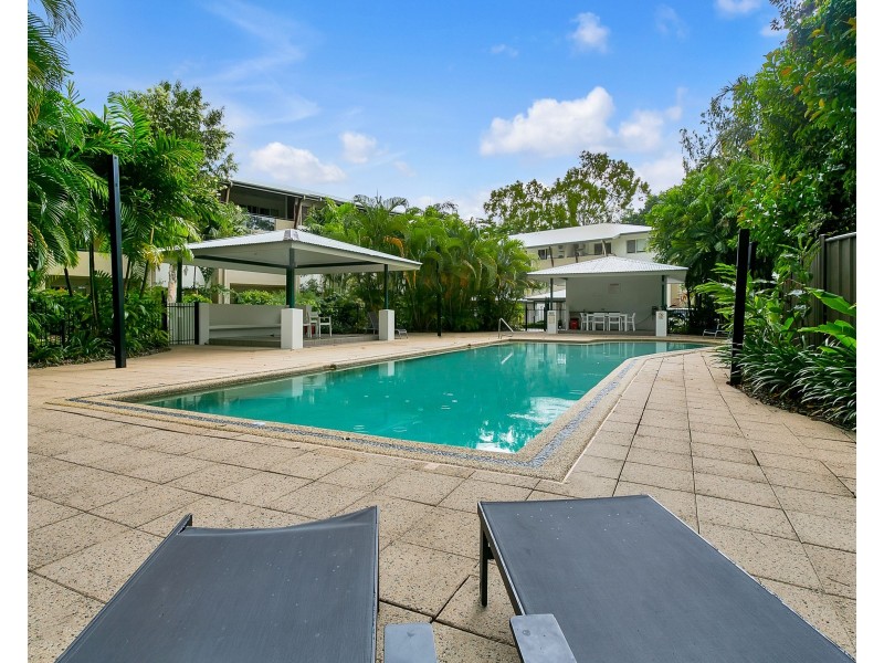 15/1804 Captain Cook Highway, Clifton Beach QLD 4879