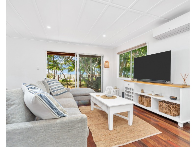 22 Poinsettia Street, Holloways Beach QLD 4878