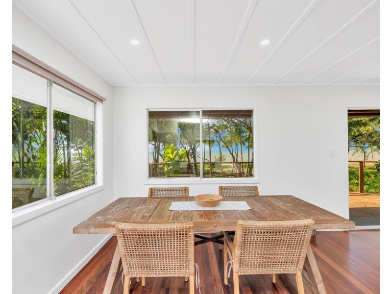 22 Poinsettia Street, Holloways Beach QLD 4878