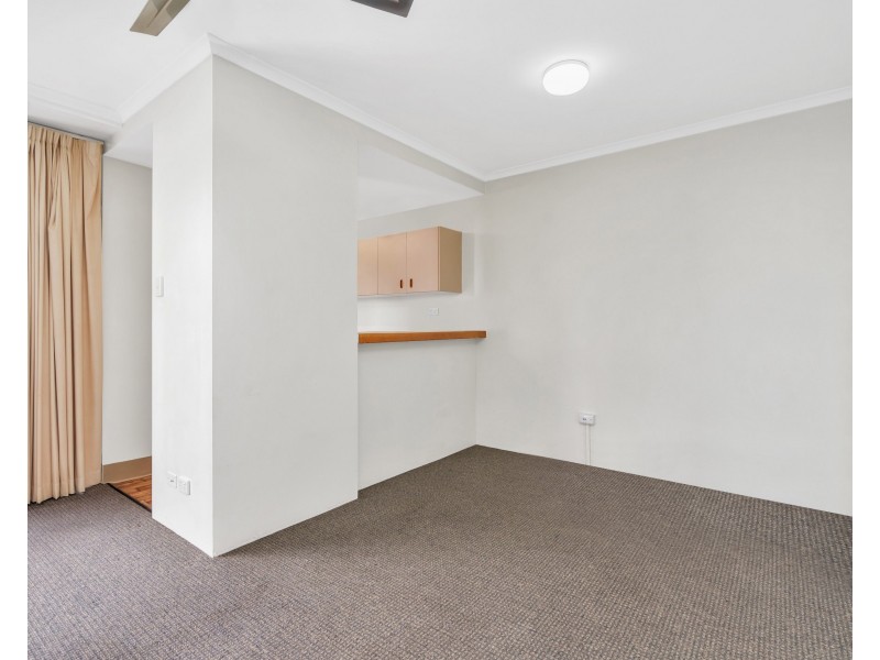 42/219-225 Abbott Street, Cairns North QLD 4870