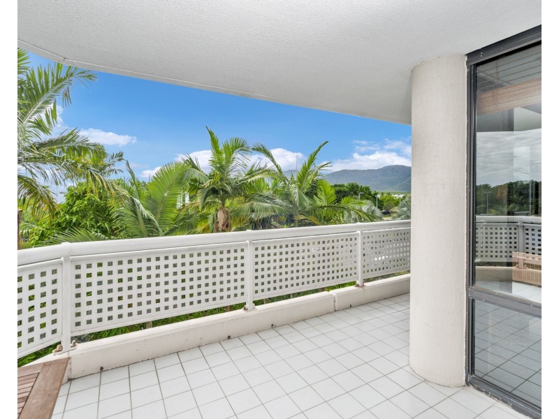 42/219-225 Abbott Street, Cairns North QLD 4870