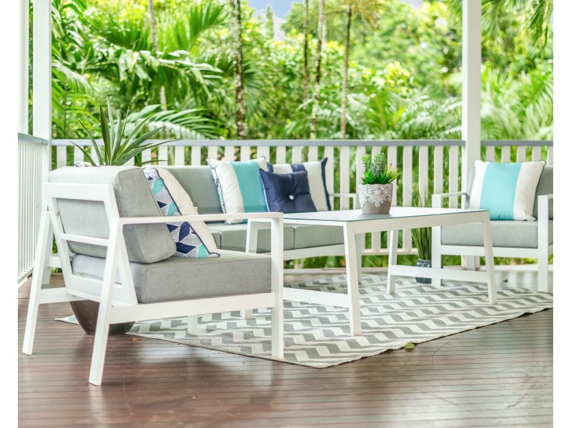 24 Oceanview Place, Mooroobool QLD 4870