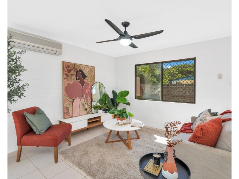 42 Cambrian Avenue, Smithfield QLD 4878