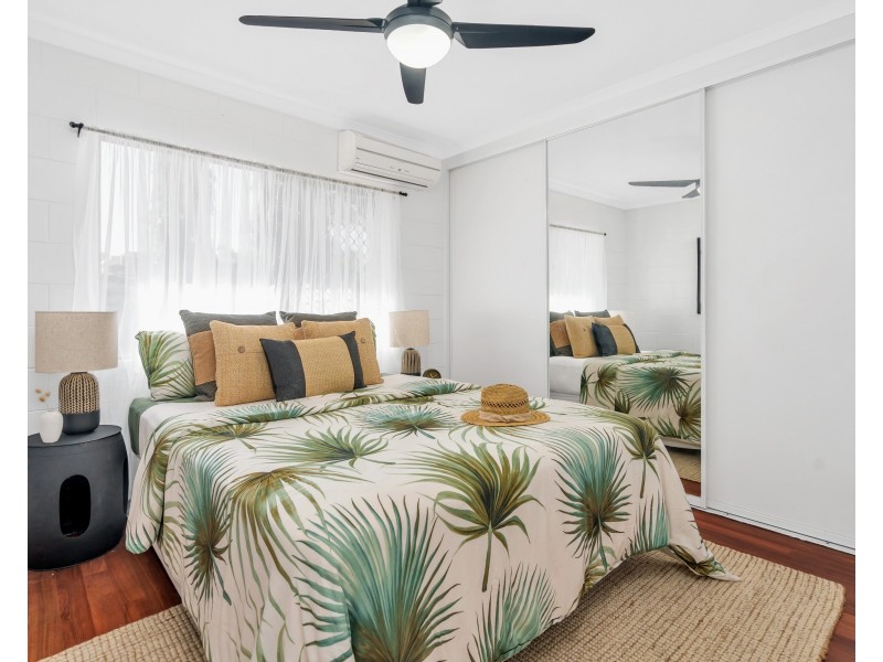 42 Cambrian Avenue, Smithfield QLD 4878