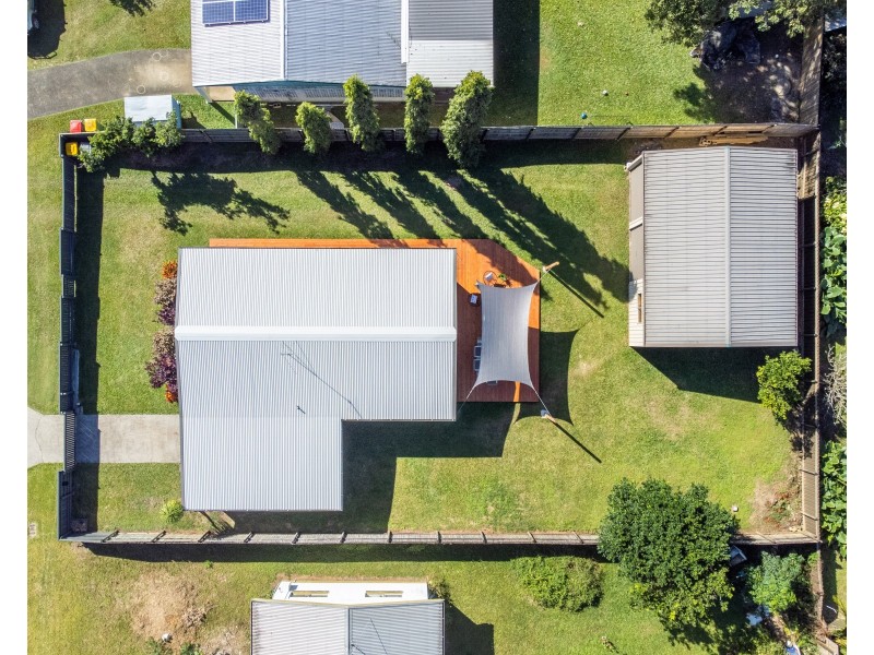 42 Cambrian Avenue, Smithfield QLD 4878