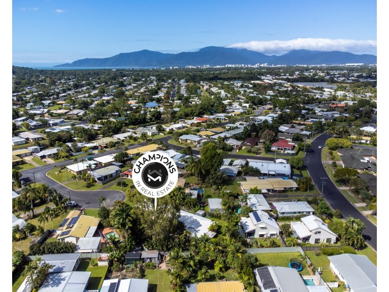 1/5 Briggs Close, Whitfield QLD 4870