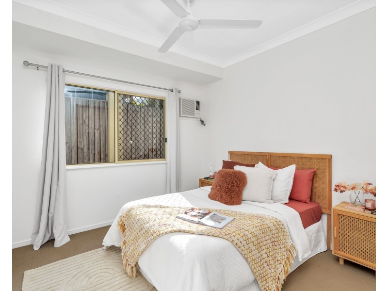 10 Sweetlip Close, Kanimbla QLD 4870