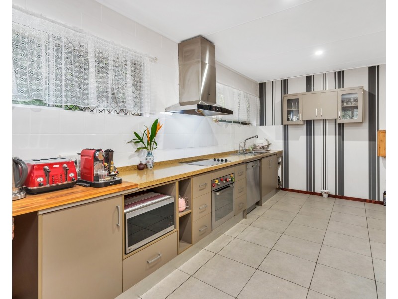 28 Rennel Close, Mount Sheridan QLD 4868