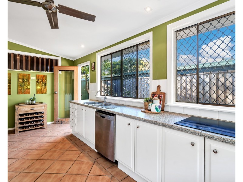 14 Mcguigan Street, Earlville QLD 4870