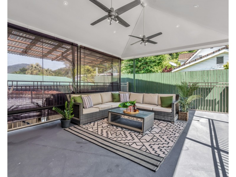 32 Sommerville Crescent, Whitfield QLD 4870