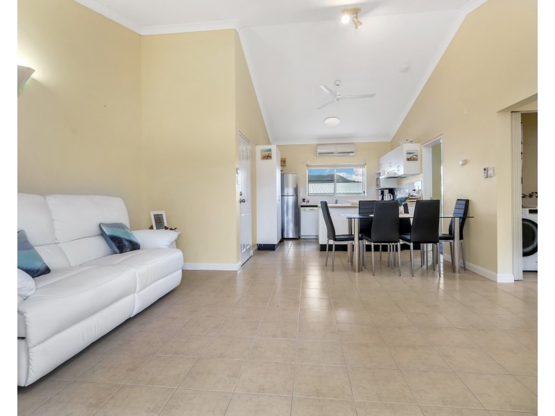 10/20 Pioneer Street, Manoora QLD 4870