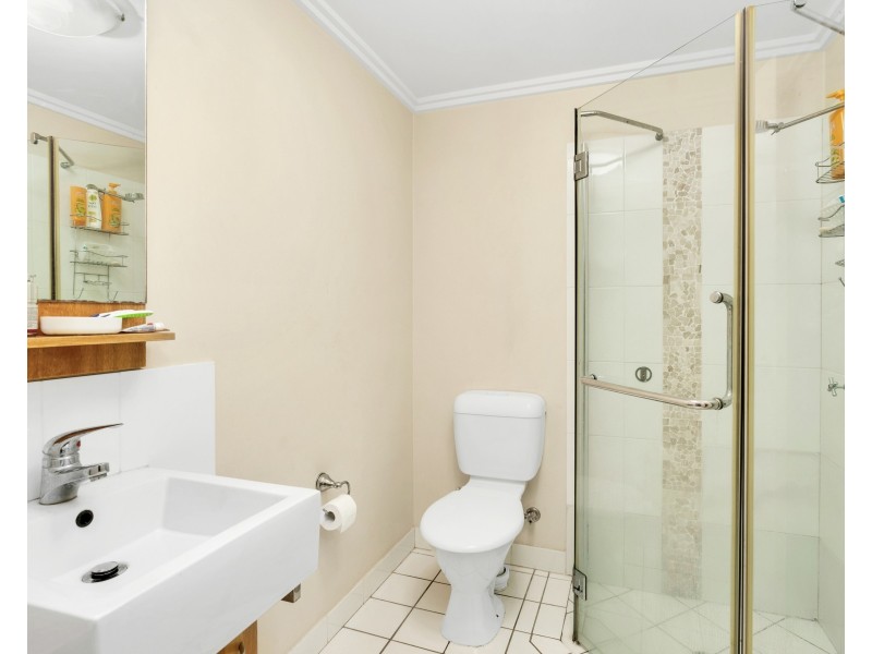 236/2-8 Rigg Street, Woree QLD 4868