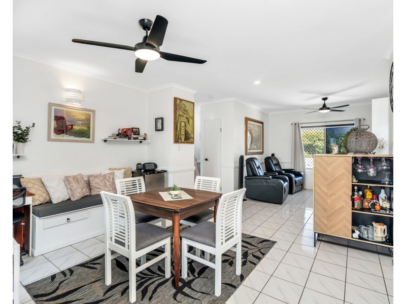 12/10 Brown Street, Woree QLD 4868